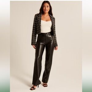 Abercrombie & Fitch Curve Love Vegan Leather 90s Relaxed High Rise Pant